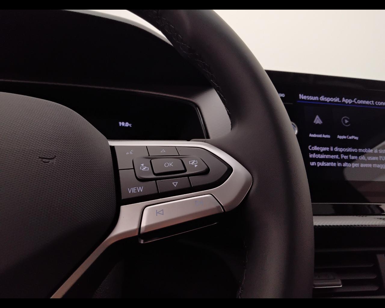 VOLKSWAGEN T-Cross 2024 - T-Cross 1.0 tsi Life 95cv