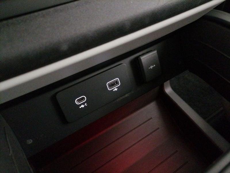 Land Rover Defender 90 3.0d i6 mhev SE awd 200cv auto