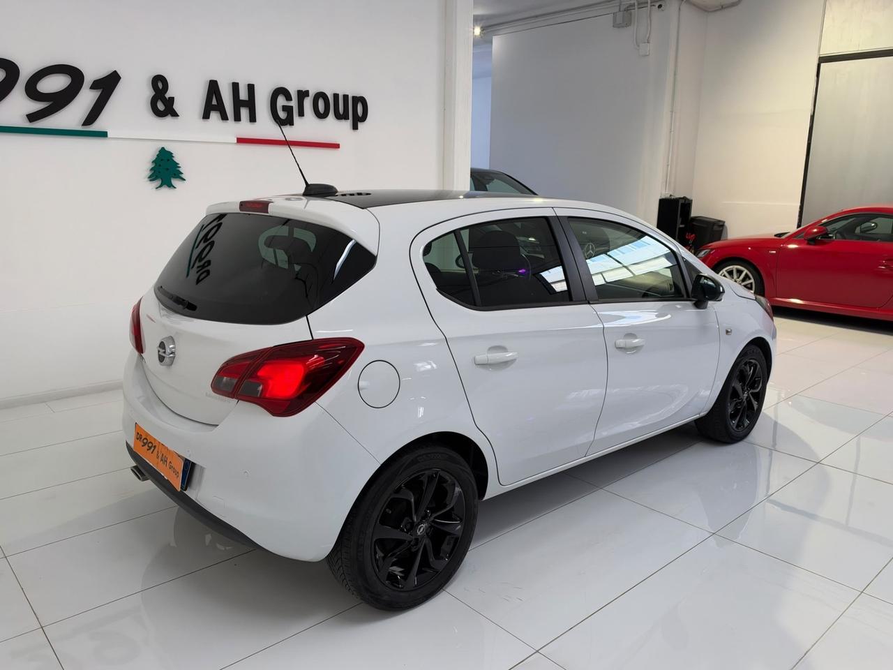 Opel Corsa 1.2 5 porte b-Color