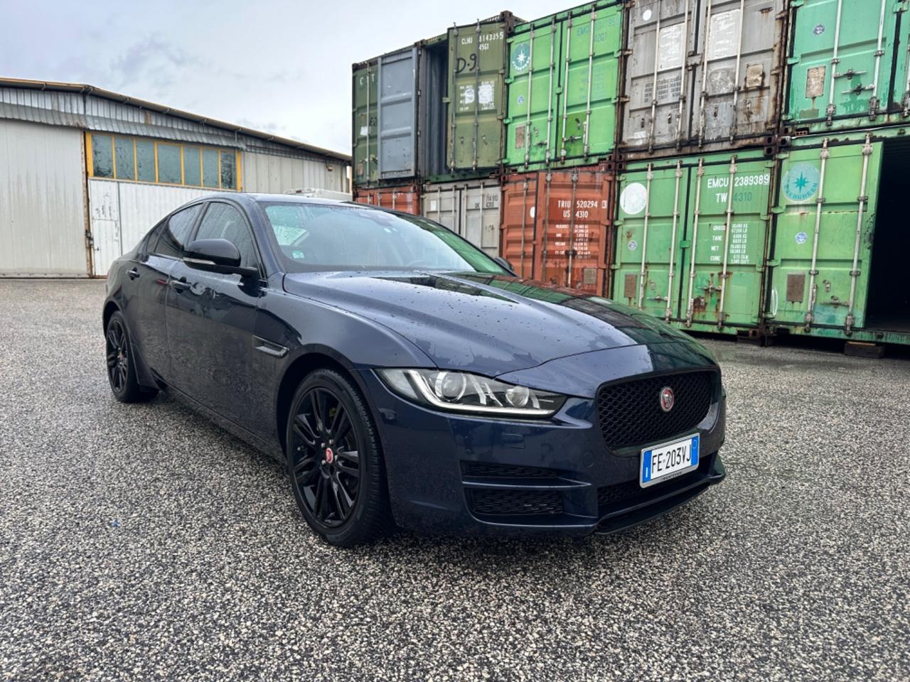 Jaguar XE 2.0 D Turbo 180CV Portfolio automatica