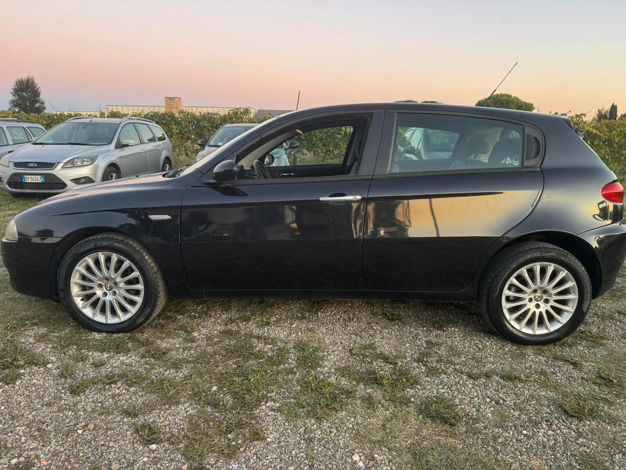 Alfa Romeo 147 1.6 Benz 5 porte SOLO 119.000 KM