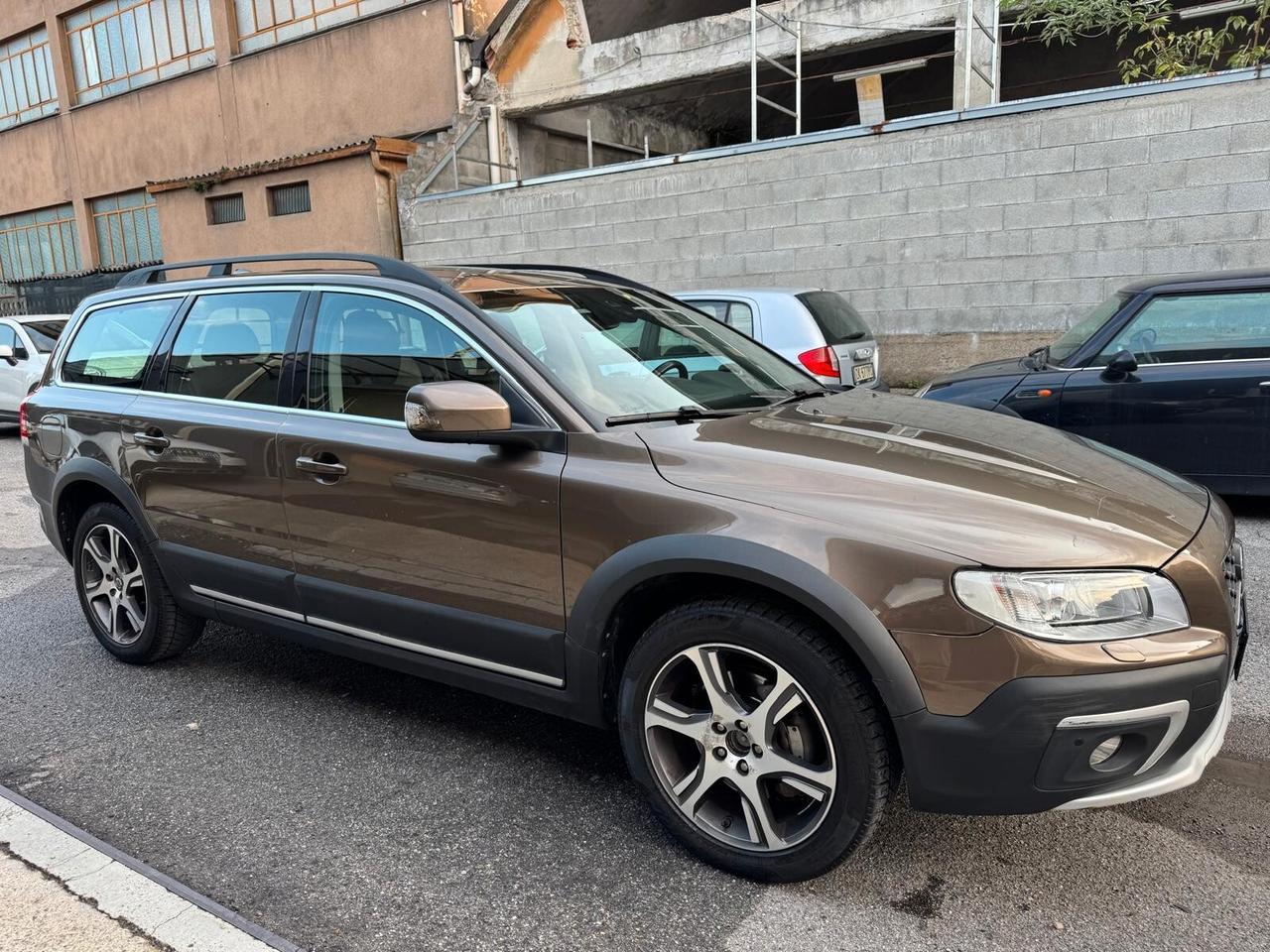Volvo XC 70 D4 AWD Geartronic Momentum*EURO5B*FULL
