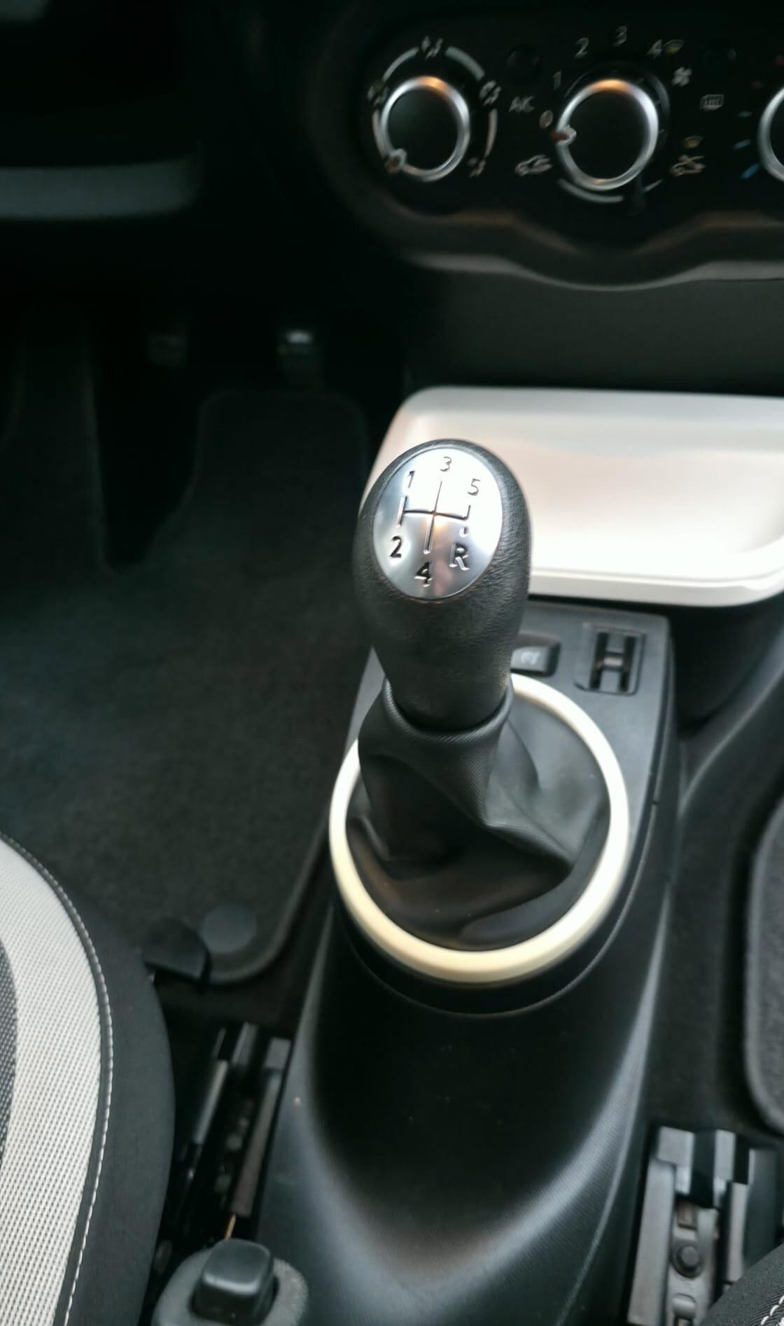 Renault Twingo SCe Live