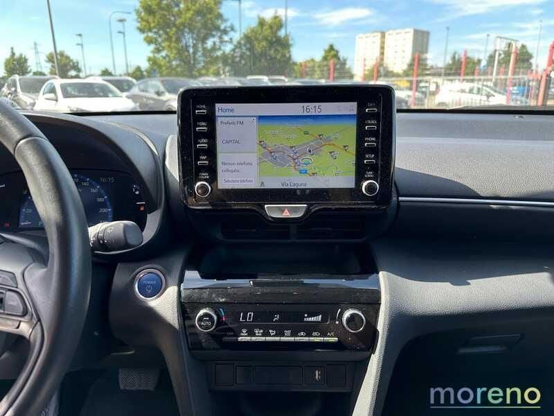 Toyota Yaris Cross 1.5h Business fwd 116 CV e-cvt