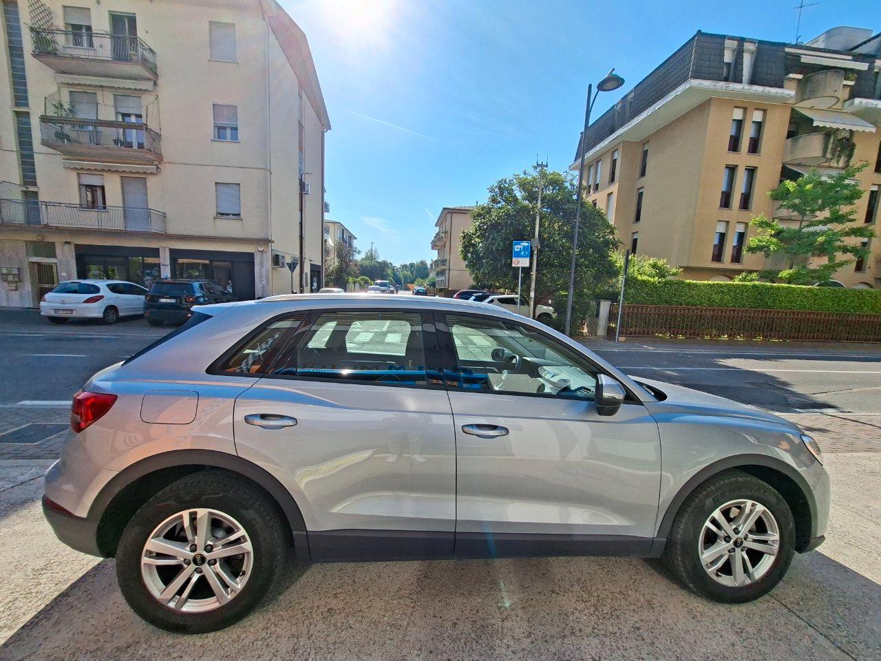 Audi Q3 Sportback 35 2.0 tdi Business Plus s-tronic
