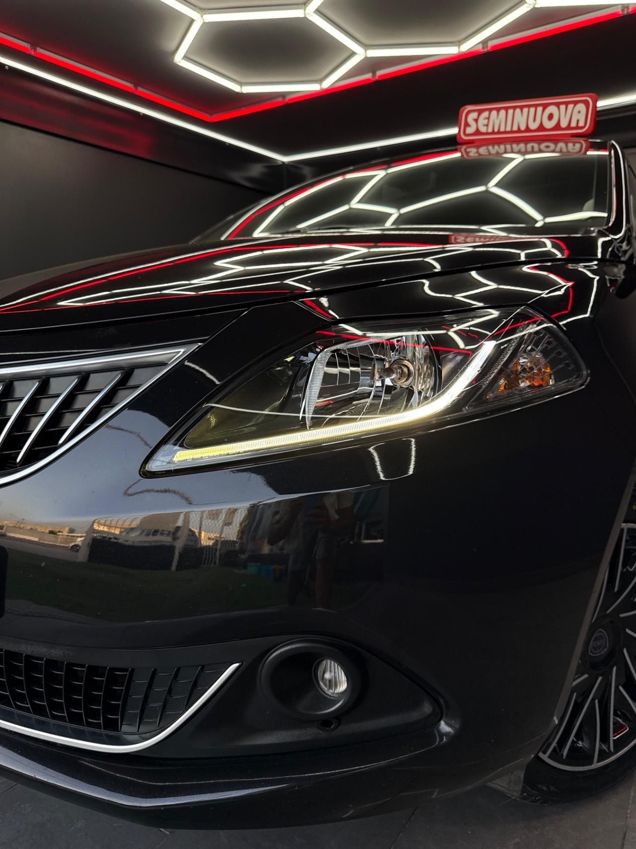 Lancia Ypsilon 1.0 Hybrid Ecochic Gold 2021 NUOVA