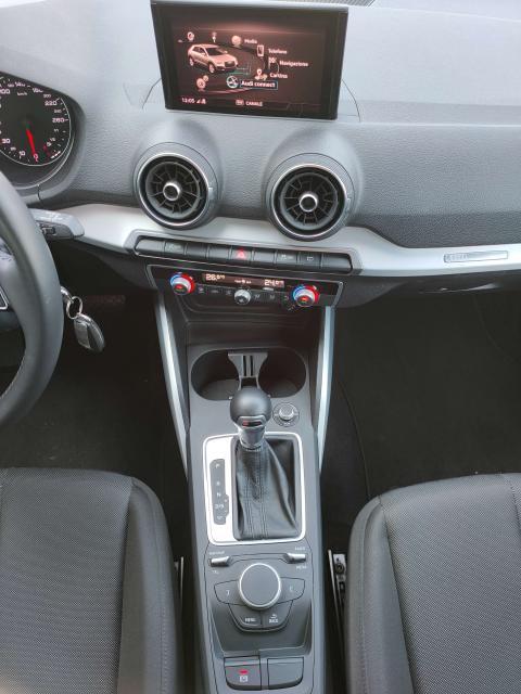 Audi Q2 1.6 tdi 116cv Business Design S-Tronic OK Neopaten