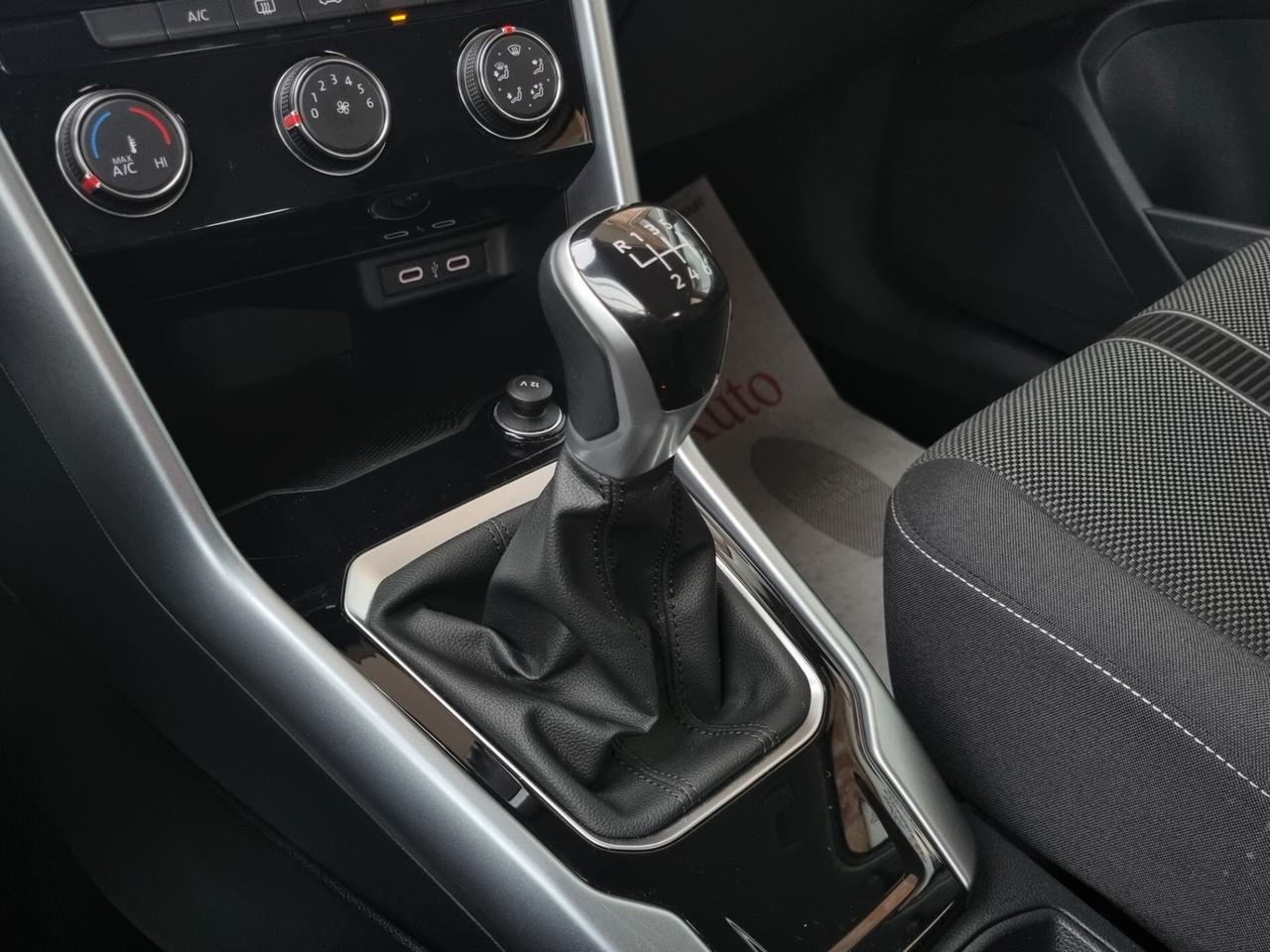 Volkswagen T-Roc 1.0 TSI 110 CV life