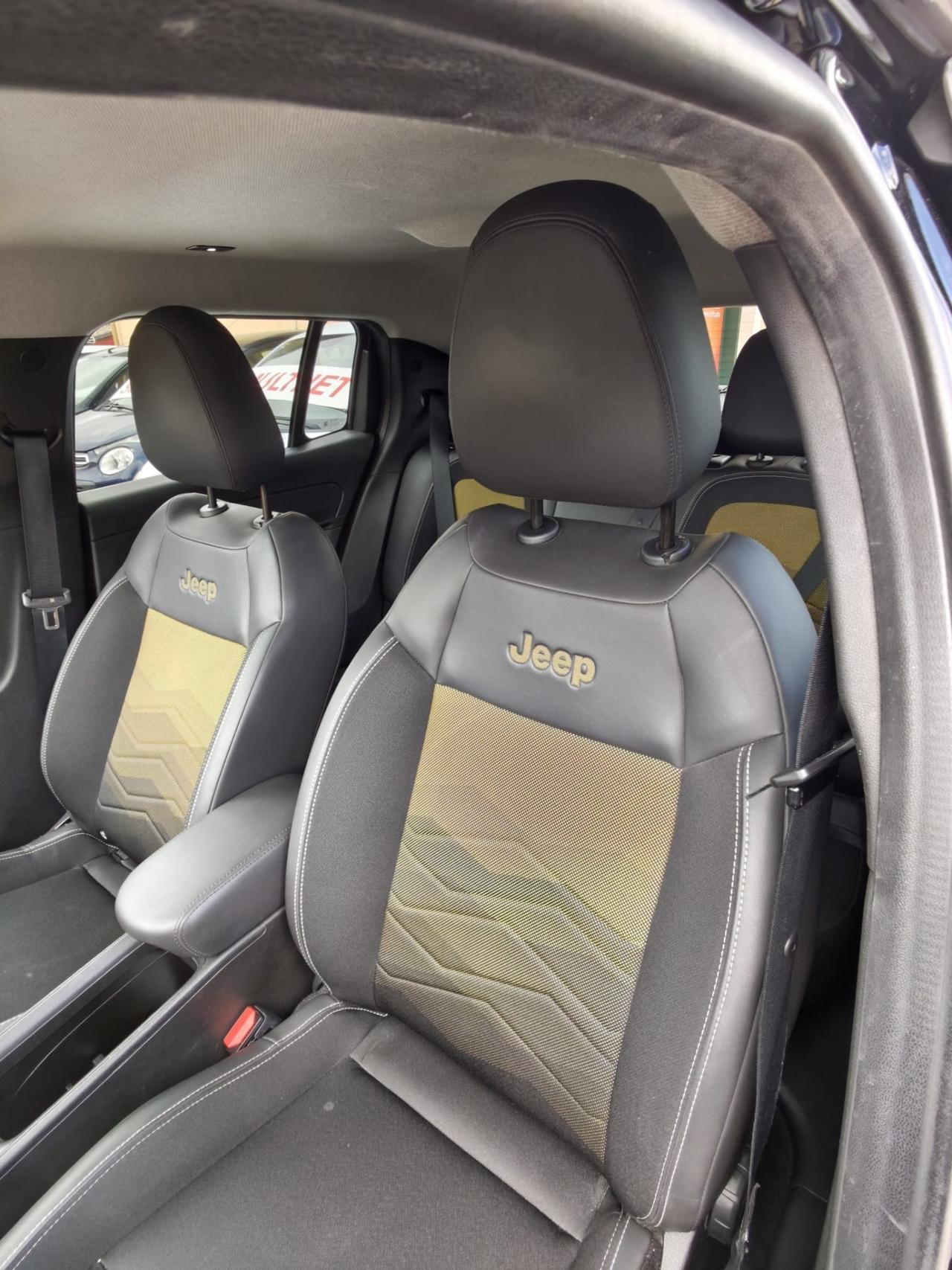 Jeep Avenger 1.2 Turbo 100 CV Summit permute e finanziamenti