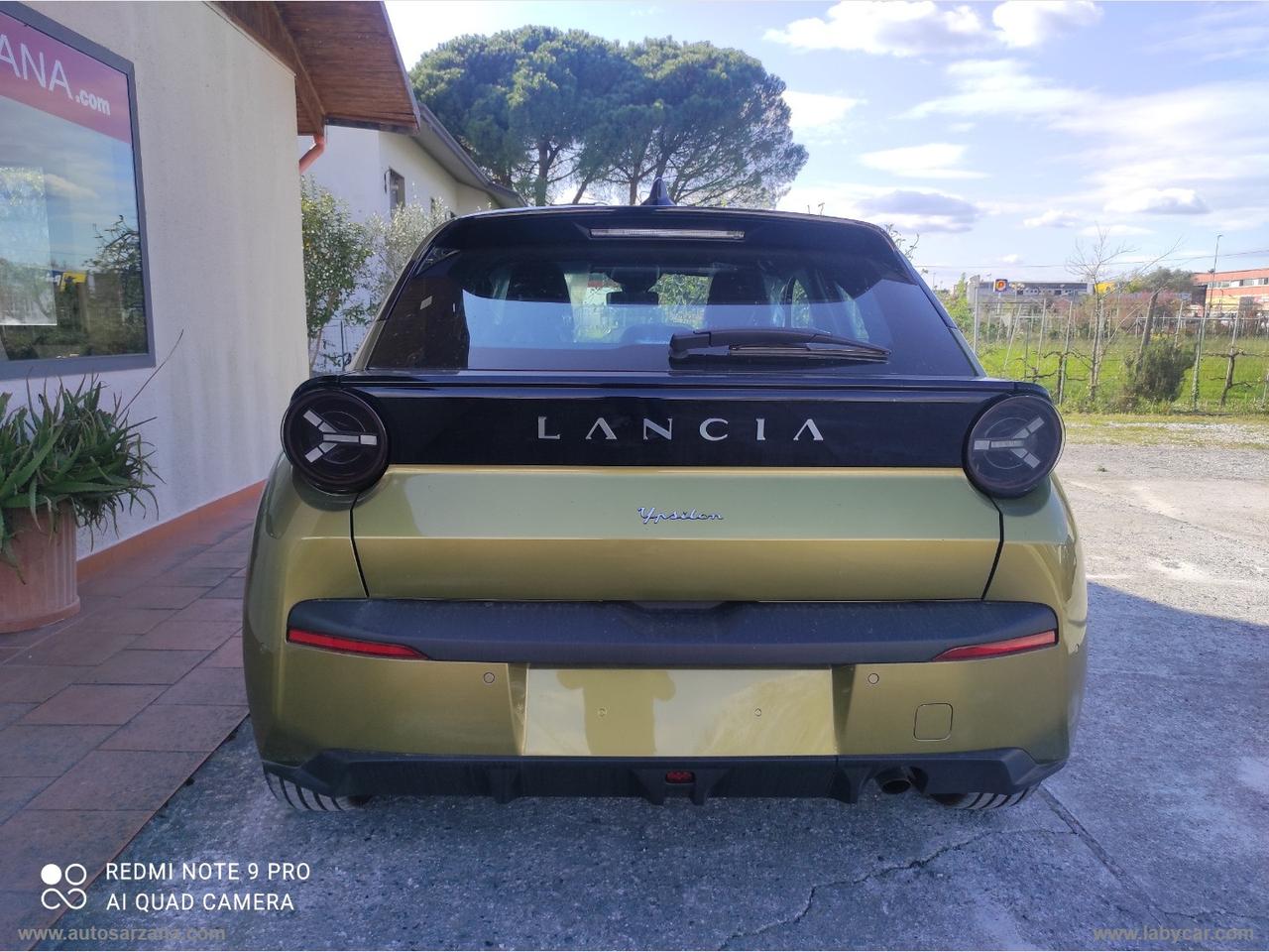 LANCIA Ypsilon Hybrid e-DCT NUOVA OFFERTA A PARTIRE DA €17900