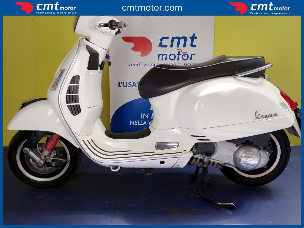 Vespa GTS 300 - 2010