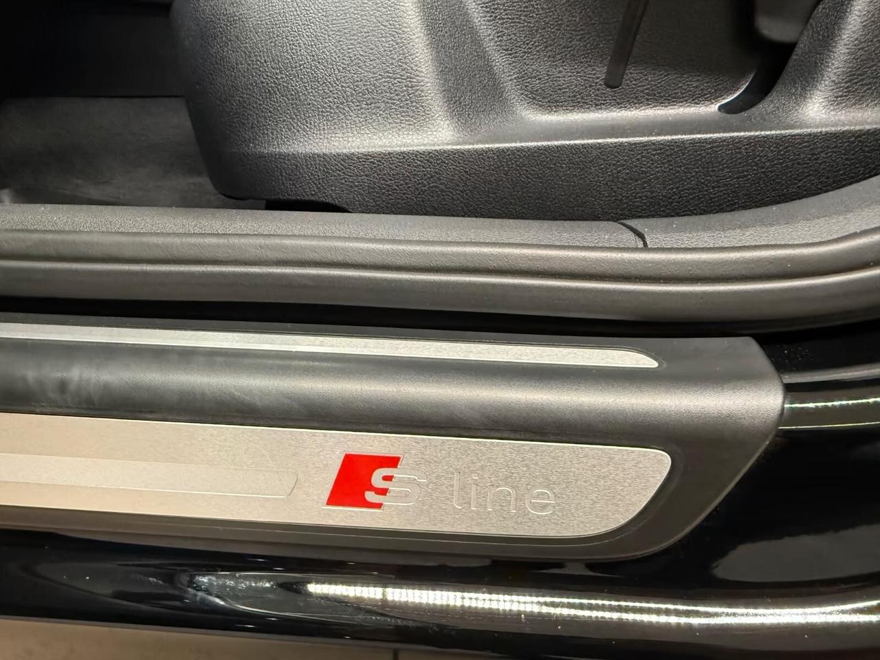 Audi Q3 1.4 TFSI 150 CV S tronic line Edition