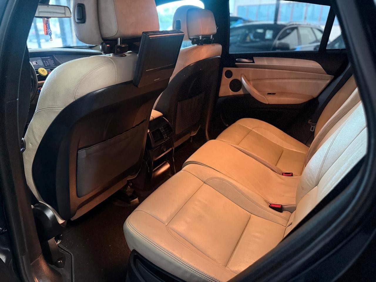 BMW X6 3.0 D 5 POSTI 2010 12 MESI DI GARANZIA