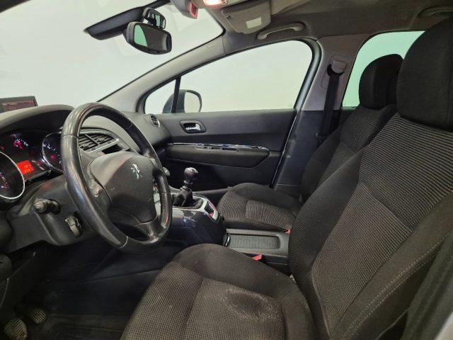 PEUGEOT 5008 2.0 HDi 150CV 5 posti - Bluetooth - Sens. Post.