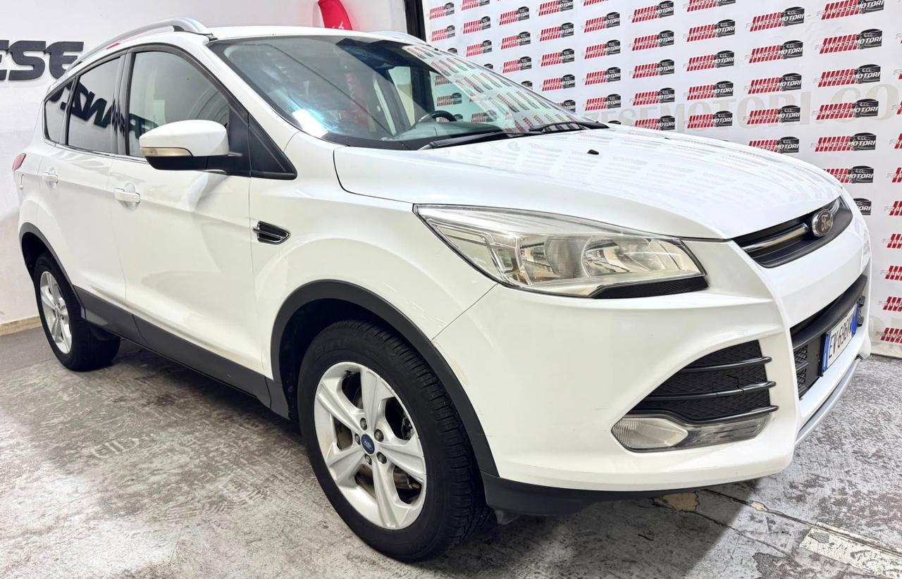 Ford Kuga 2.0 TDCI 140 CV 2WD Titanium