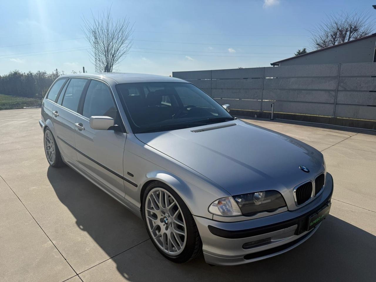 Bmw 320i (2.2) 170 Cv Touring Attiva automatica