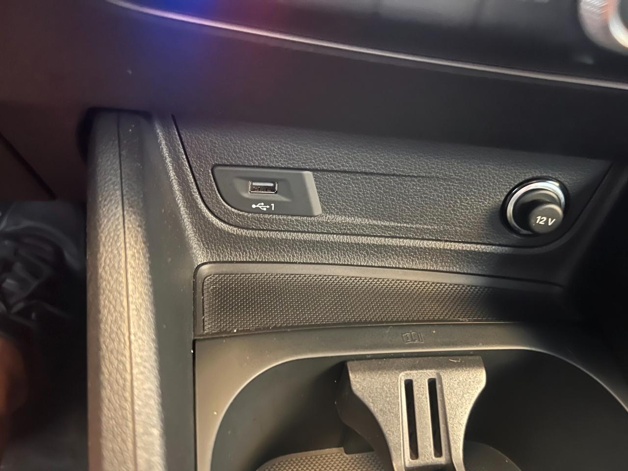 Audi Q2 30 TDI S tronic Business ok neopatentati unico proprietario TAGLIANDATA AUDI