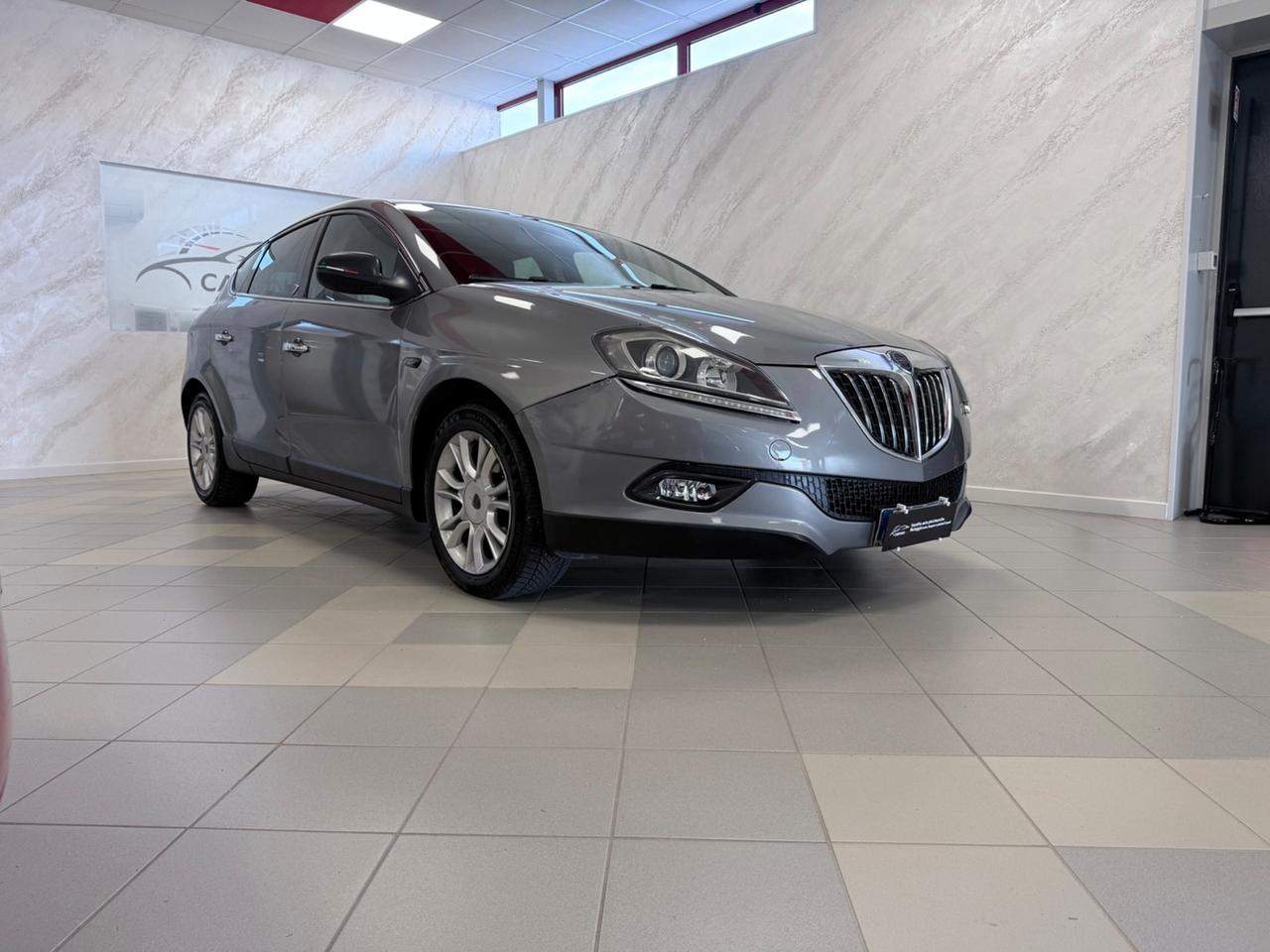 Lancia Delta 1.6 MJT DPF Platino