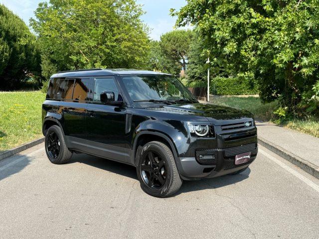 LAND ROVER Defender 110 3.0D I6 200 CV AWD Auto SE TOTAL BLACK IVA ESP