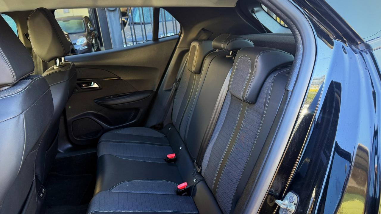 Peugeot 2008 1.5 Hdi EAT8 Allure 130Cv - 2021