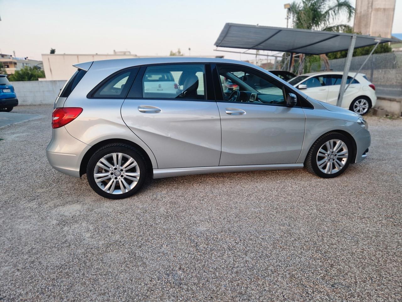 Mercedes-benz B 180 CDI Automatic Premium
