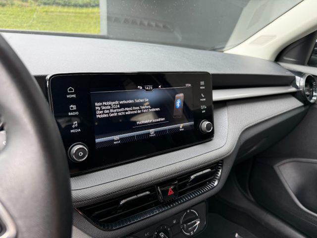 SKODA Fabia 1.0 MPI Selection DAB+ Smartlink Bluetooth