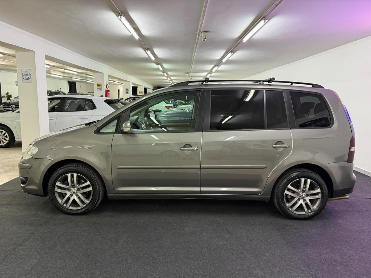 VOLKSWAGEN Touran 2008 2.0 109cv Trendline Ecofuel
