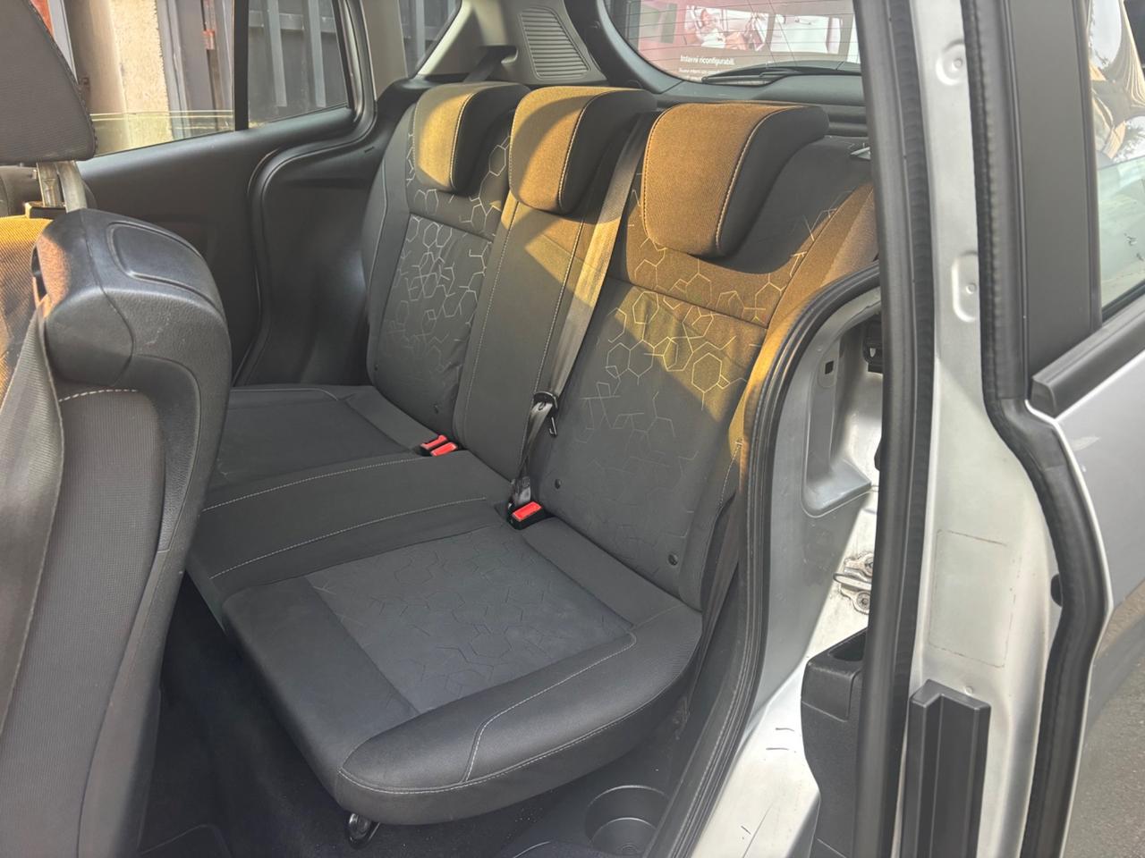 Ford B-Max 1.6 TDCi 95 CV Individual