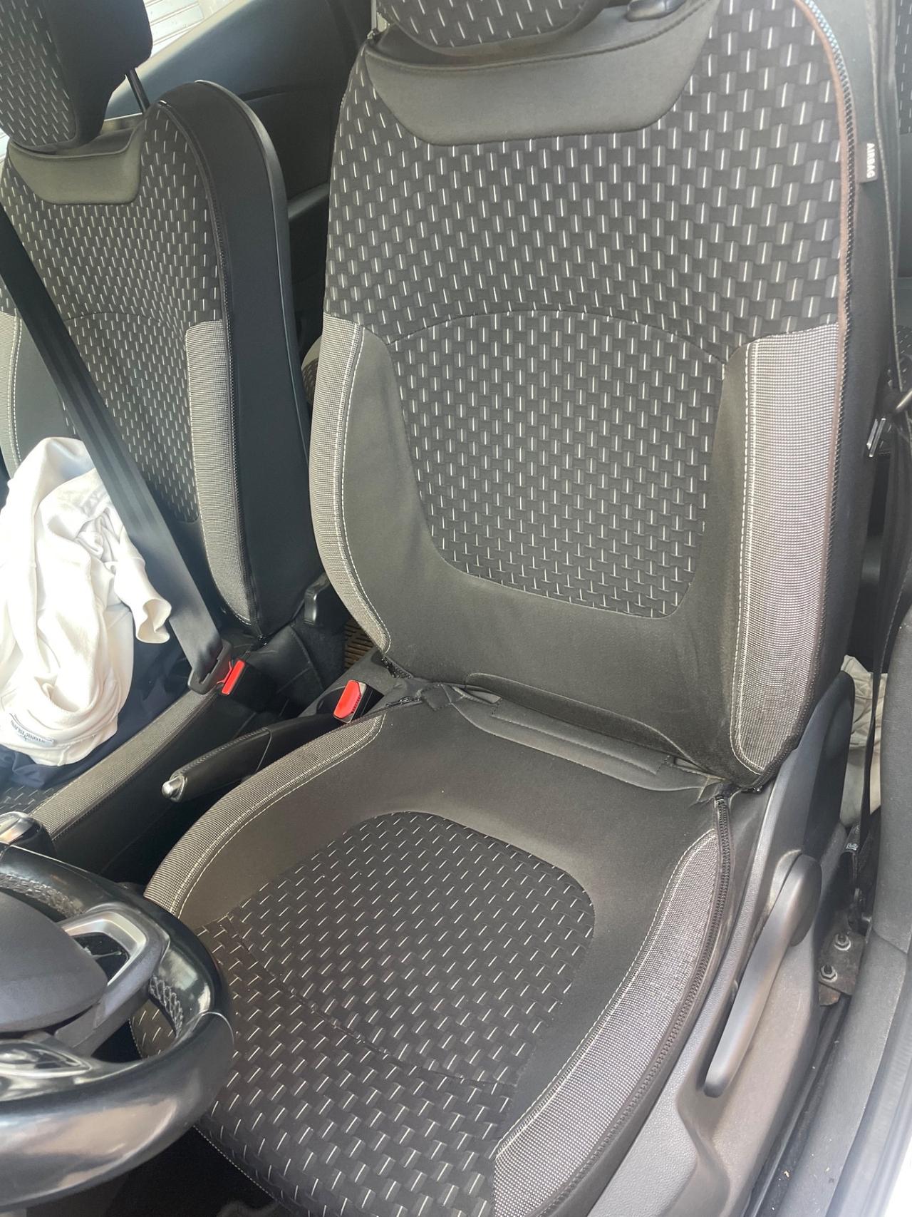 Renault Captur 1.5 diesel 70 mila km