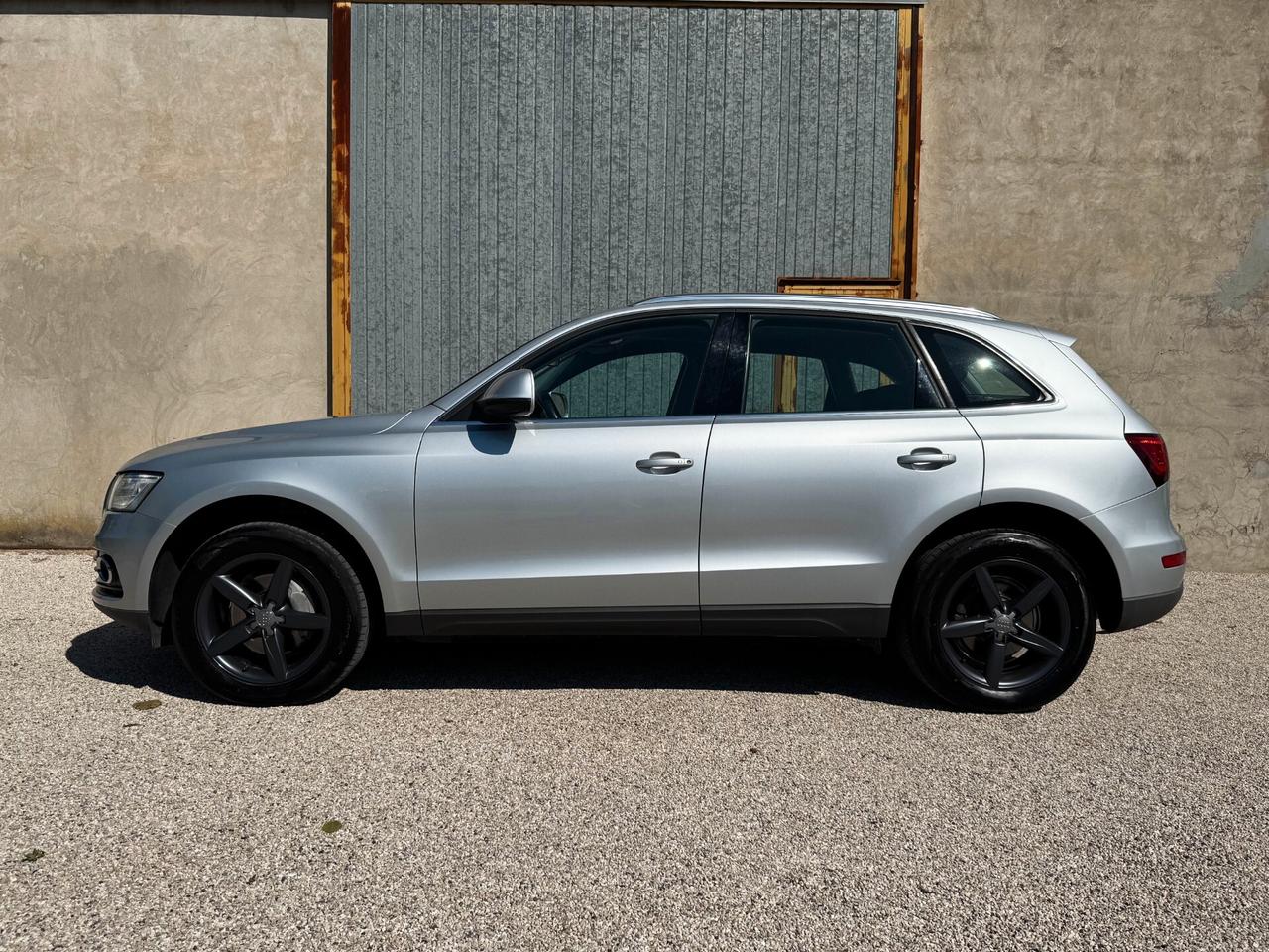 Audi Q5 2.0 TDI Quattro 177cv S-Tronic | GARANZIA+GANCIO