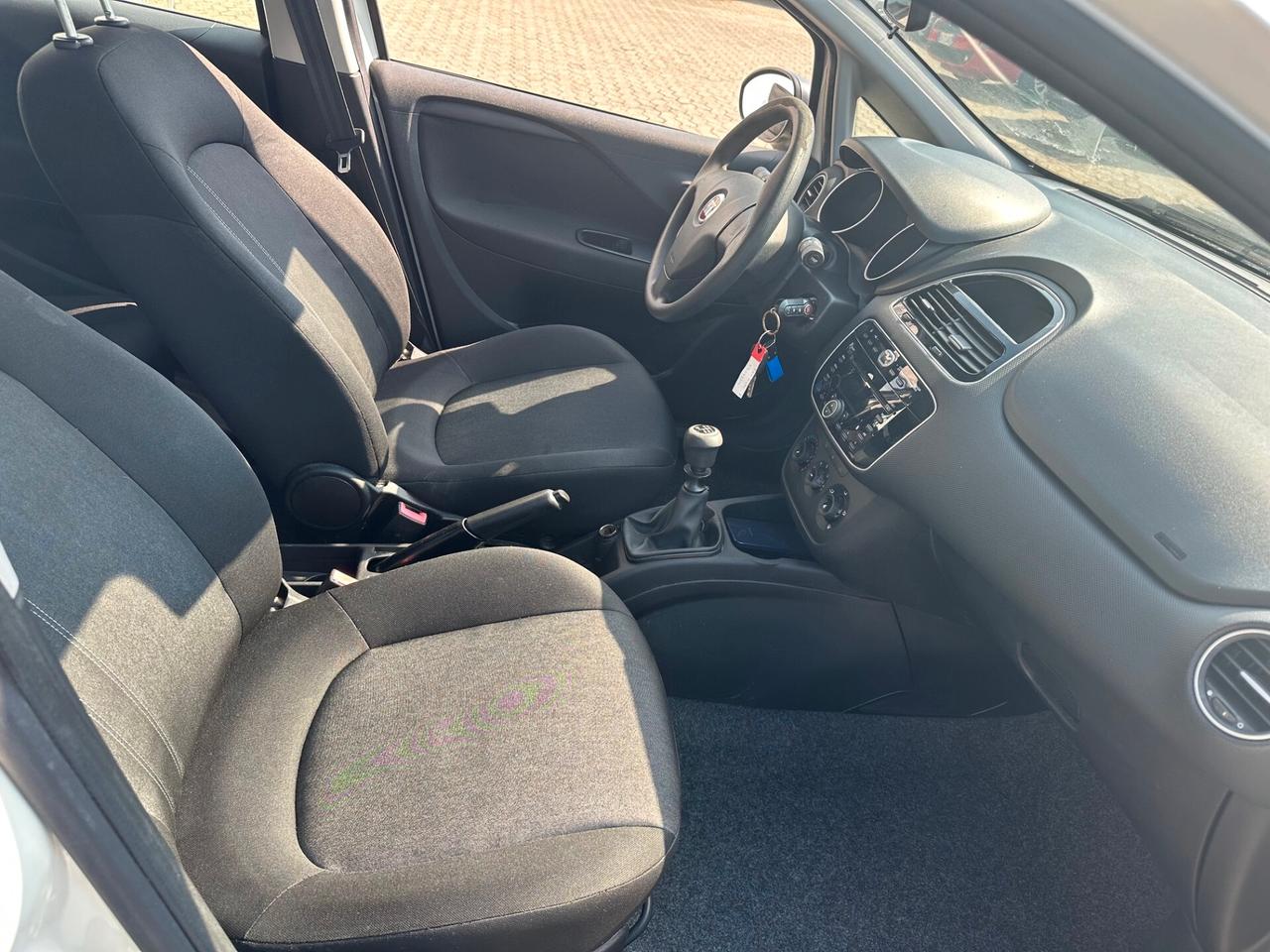 Fiat Punto 1.2 8V 5 porte Young*EURO6*NEOPATENTATI