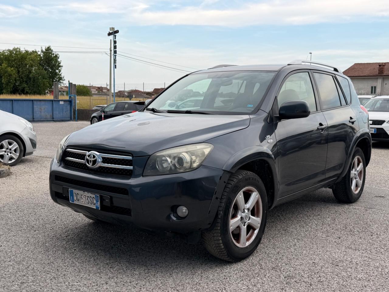 Toyota RAV 4 RAV4 2.2 D-4D 177 CV Luxury