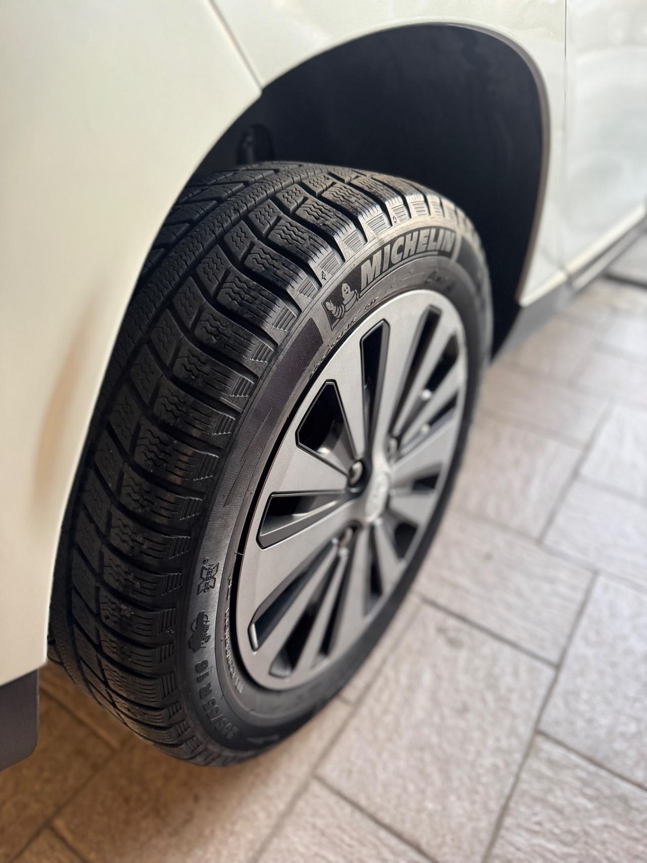 Peugeot 2008 PureTech 82 ETG5 S&S Allure