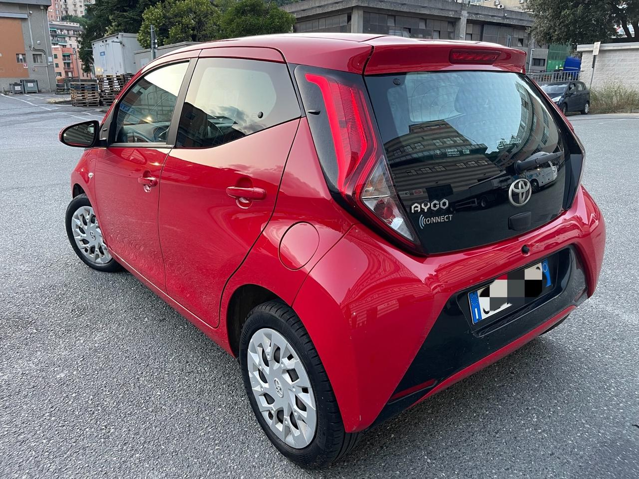 Toyota Aygo 1.0 BENZINA 72 CV 5 porte - CAMBIO AUTOMATICO