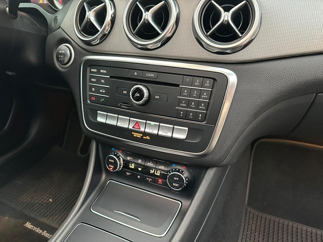 Mercedes-benz GLA 200 d Automatic Premium