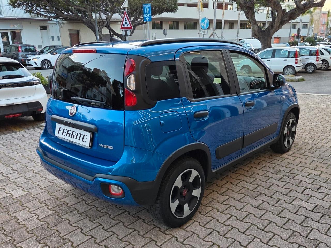 Fiat Panda Cross 1.0 FireFly S&S Hybrid