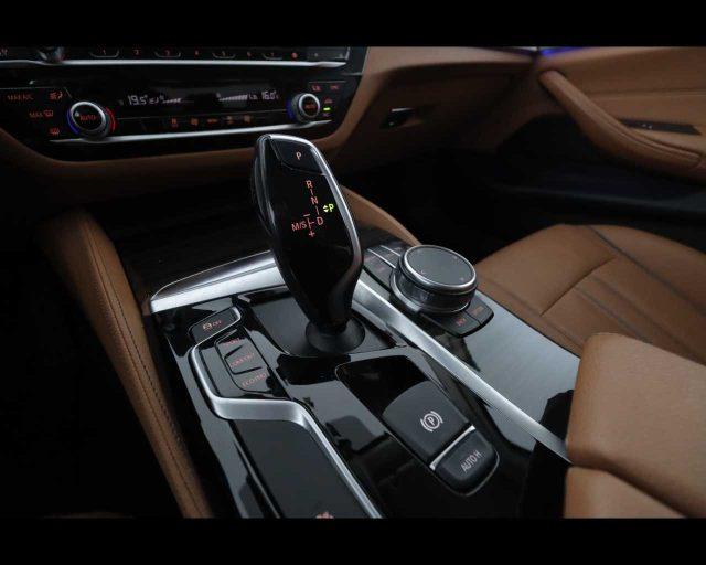 BMW 520 d xDrive Luxury