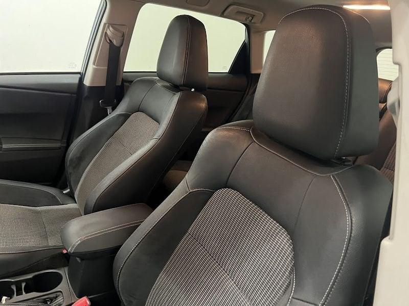 Toyota Auris Hybrid Active +