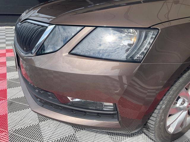 SKODA Octavia 2.0 TDI 150 CV DSG Wagon Executive