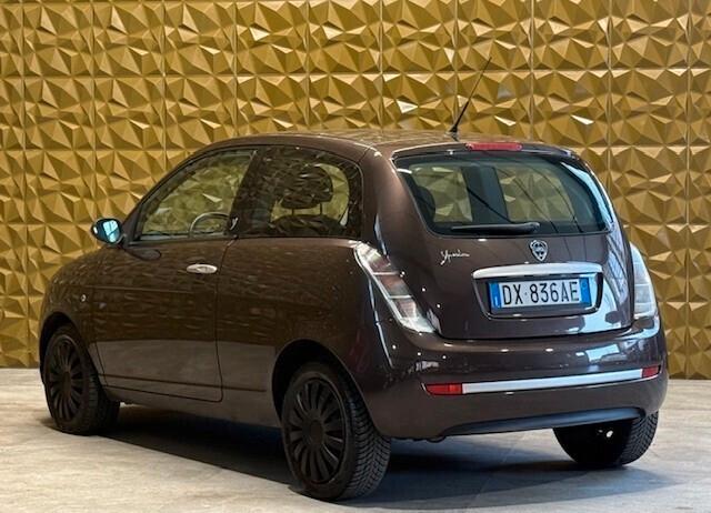 Lancia Ypsilon 1.2 Argento