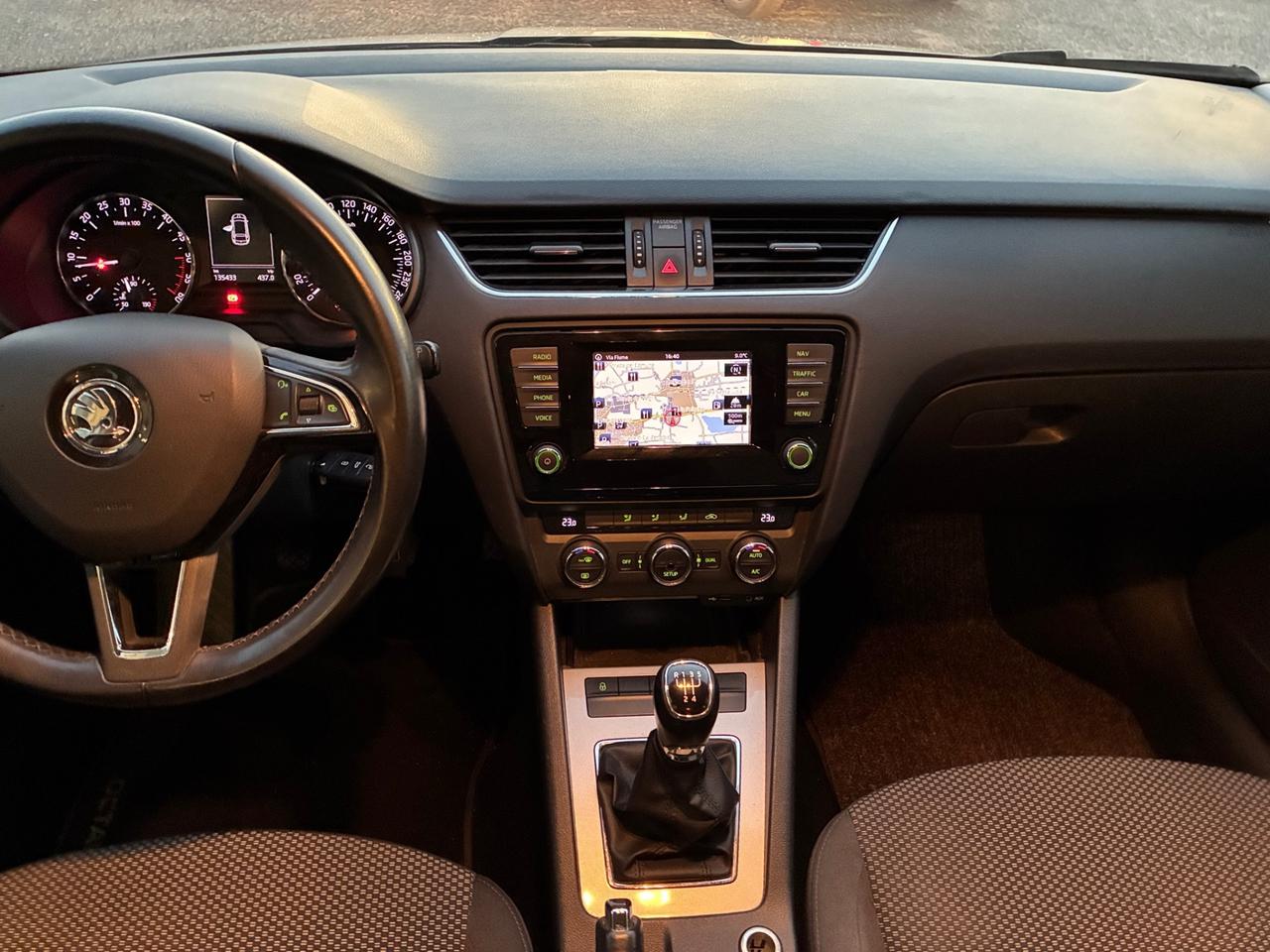 Skoda Octavia 1.6 TDI 105 CV Wagon Ambition