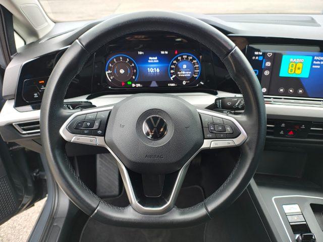 VOLKSWAGEN Golf 1.0 eTSI EVO DSG Life