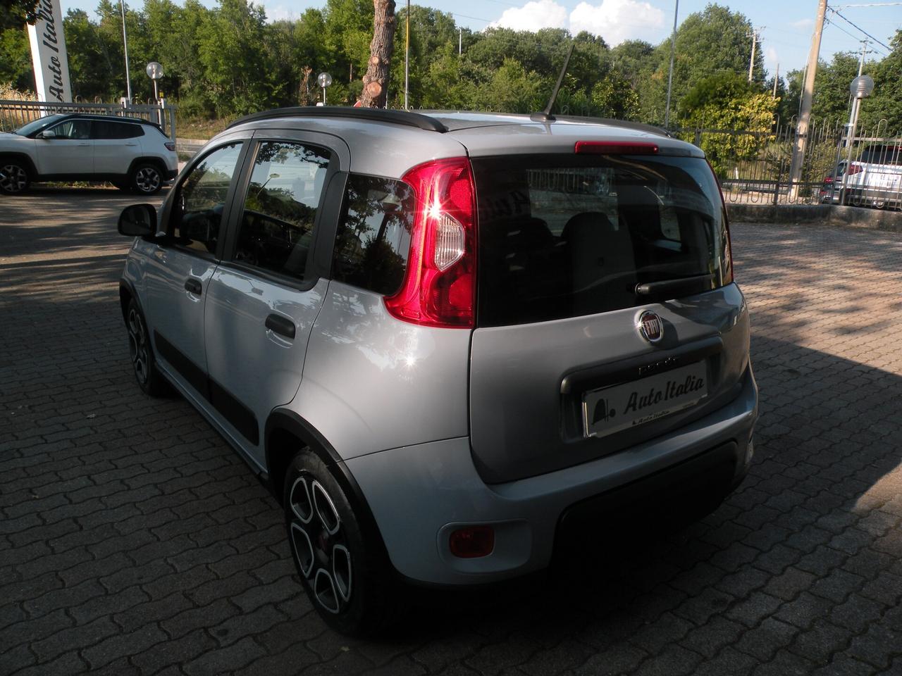 FIAT PANDA HYBRID 1.0 70CV 2022