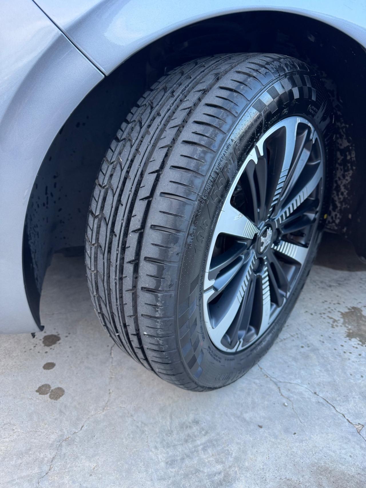 Peugeot 208 1.5 HDI KM CERTIFICATI