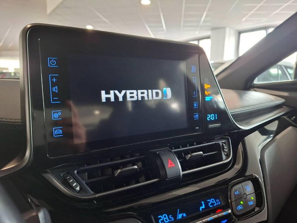 Toyota C-HR 5 Porte 1.8 Hybrid Active 2WD E-CVT