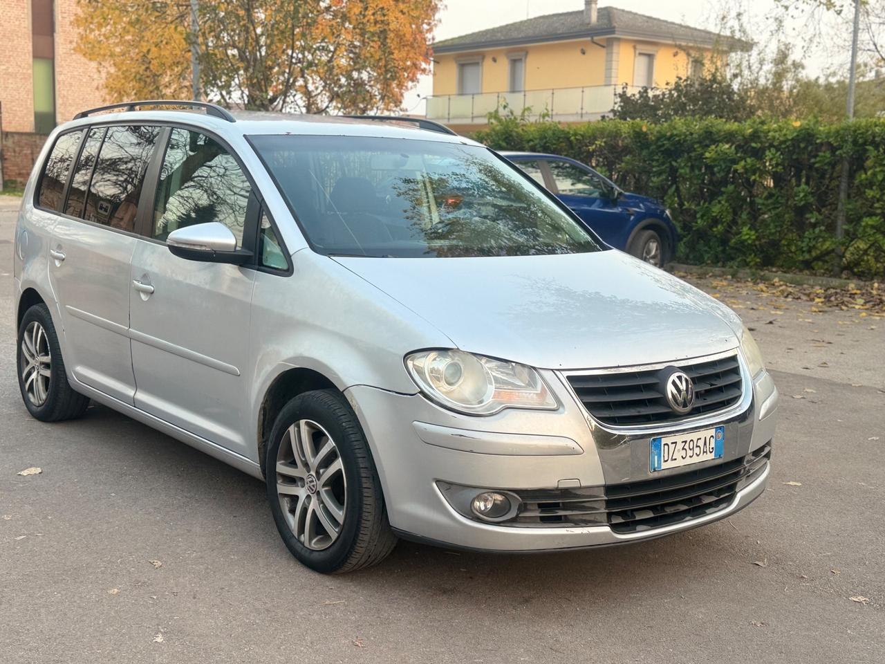 Volkswagen Touran 1.4 16V TSI 150CV DSG Trendline Ecofuel