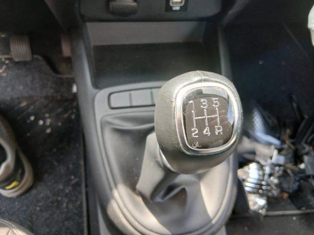 HYUNDAI i10 1.0 MPI