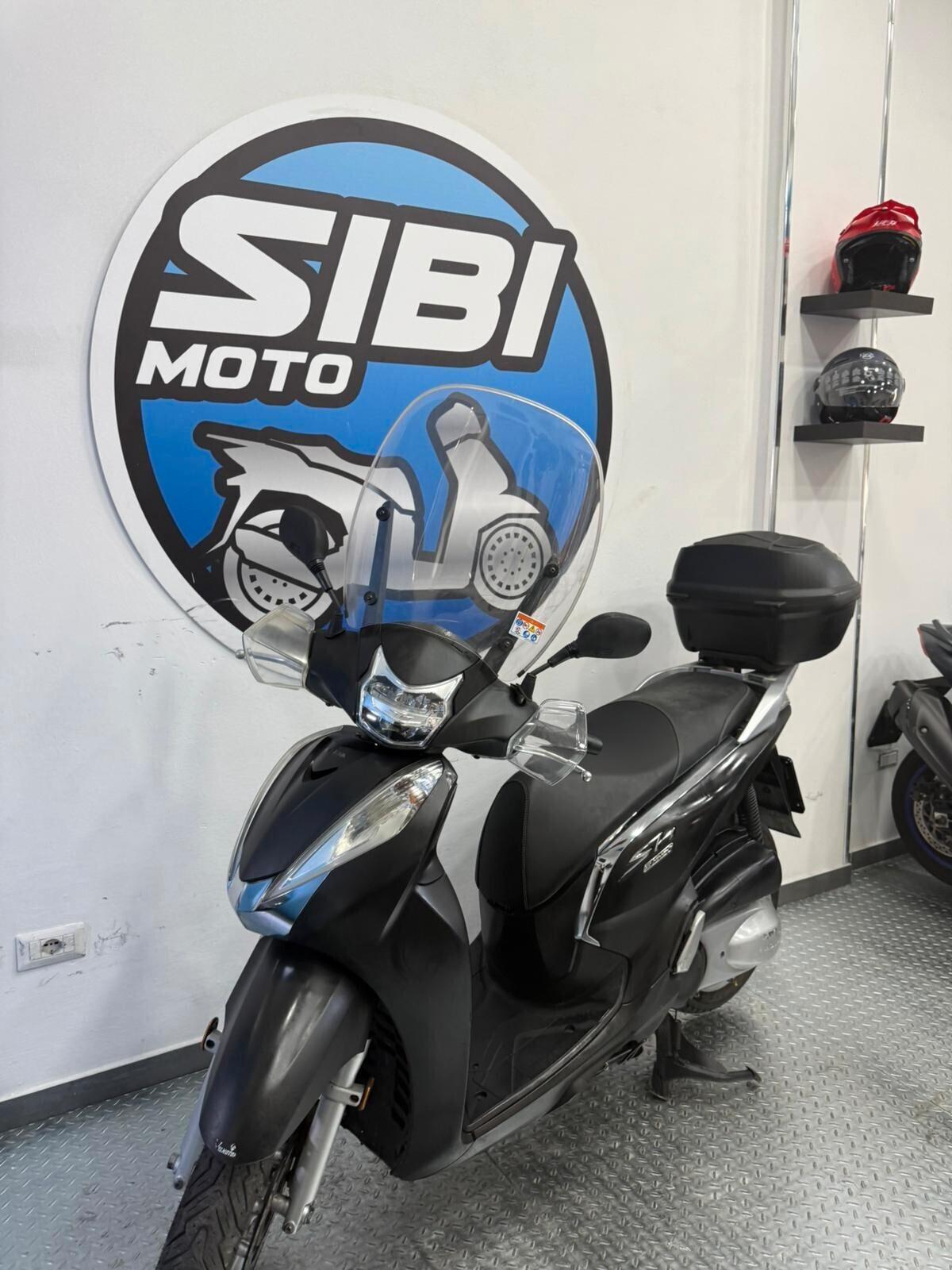 HONDA SH 300