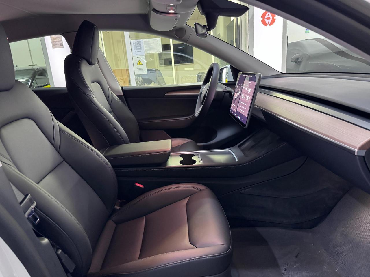 Tesla Model Y Long Range Dual Motor awd