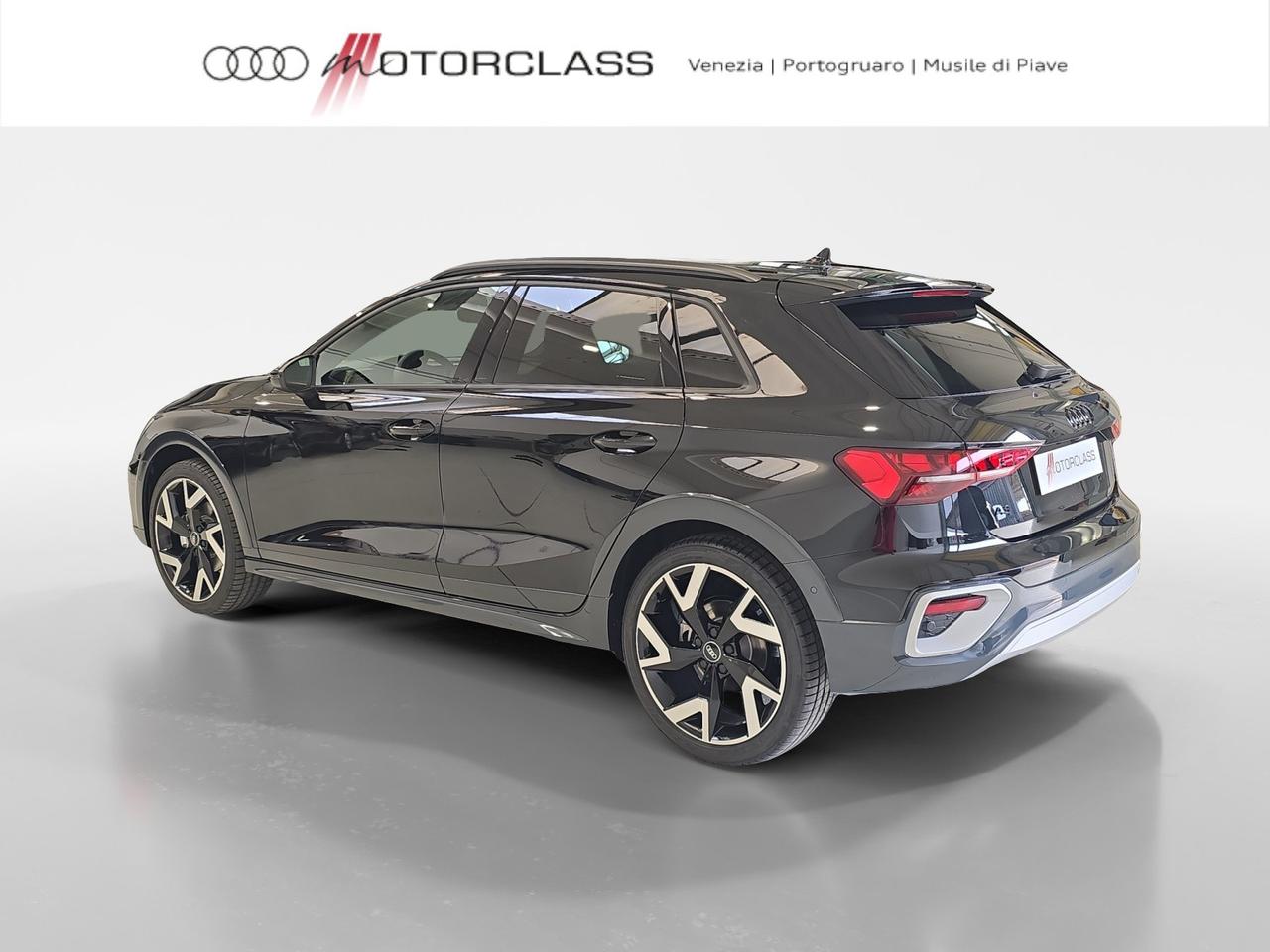 Audi A3 allstreet 2.0 tdi 150cv identity contrast s tronic